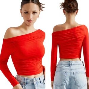 SUUKSESS‎ Red Buttery Soft Ruched Off Shoulder Shirt - Long Sleeve Size M